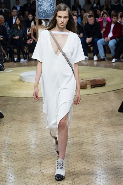 Look 36